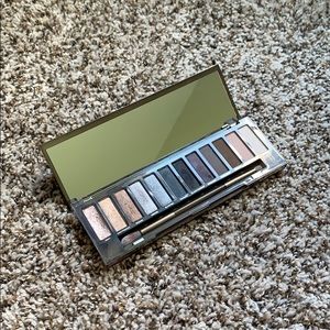 Naked Smoky Palette